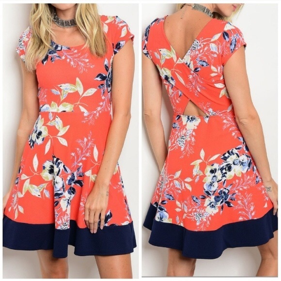 Dresses & Skirts - Floral Skater Dress